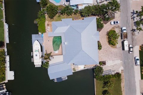 Villa ou maison à vendre à Holmes Beach, Floride: 4 chambres, 331.66 m2 № 1838923 - photo 4