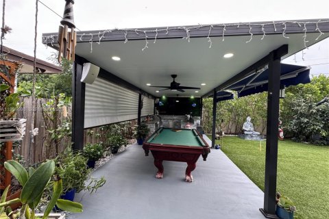 House in Homestead, Florida 3 bedrooms, 156.82 sq.m. № 2011590 - photo 28