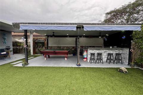 House in Homestead, Florida 3 bedrooms, 156.82 sq.m. № 2011590 - photo 27