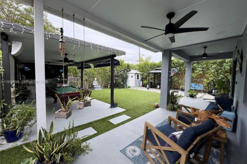 House in Homestead, Florida 3 bedrooms, 156.82 sq.m. № 2011590 - photo 23