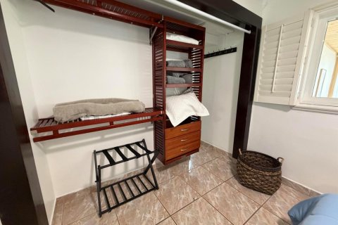 Apartment in Fort Lauderdale, Florida 2 bedrooms, 308.06 sq.m. № 2391773 - photo 15