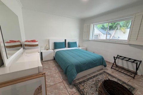 Apartment in Fort Lauderdale, Florida 2 bedrooms, 308.06 sq.m. № 2391773 - photo 12