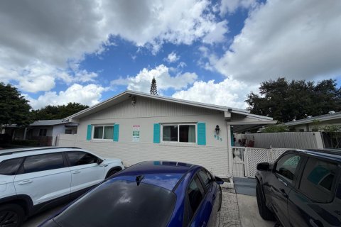 Apartment in Fort Lauderdale, Florida 2 bedrooms, 308.06 sq.m. № 2391773 - photo 19