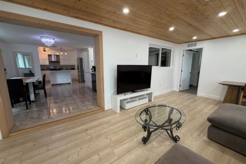 Apartment in Fort Lauderdale, Florida 2 bedrooms, 308.06 sq.m. № 2391773