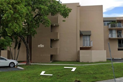 Condo in Miami, Florida, 3 bedrooms  № 1811222 - photo 30
