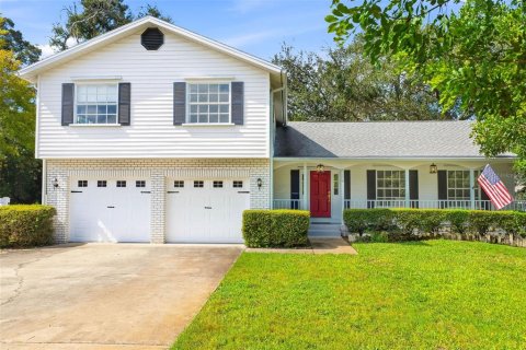 Casa en Palm Harbor, Florida 5 dormitorios, 317.73 m2 № 2386186