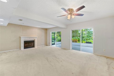 Casa en venta en Palm Harbor, Florida, 5 dormitorios, 317.73 m2 № 2386186 - foto 20