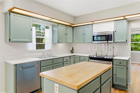 Casa en venta en Palm Harbor, Florida, 5 dormitorios, 317.73 m2 № 2386186 - foto 12