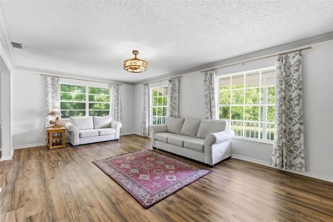 Casa en venta en Palm Harbor, Florida, 5 dormitorios, 317.73 m2 № 2386186 - foto 4