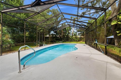 Casa en venta en Palm Harbor, Florida, 5 dormitorios, 317.73 m2 № 2386186 - foto 25