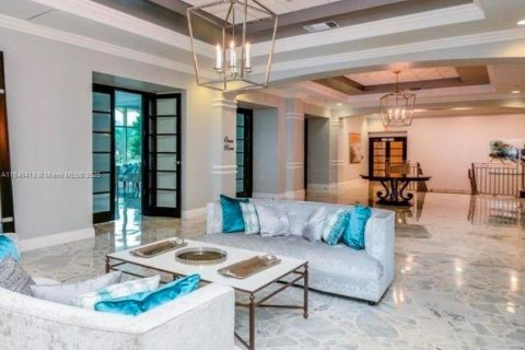 Condo in Hollywood, Florida  № 1845827 - photo 19