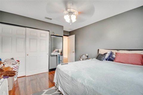 Villa ou maison à vendre à Kissimmee, Floride: 5 chambres, 321.44 m2 № 1909919 - photo 27