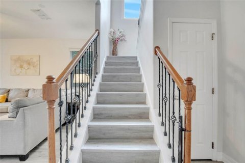 Villa ou maison à vendre à Kissimmee, Floride: 5 chambres, 321.44 m2 № 1909919 - photo 24