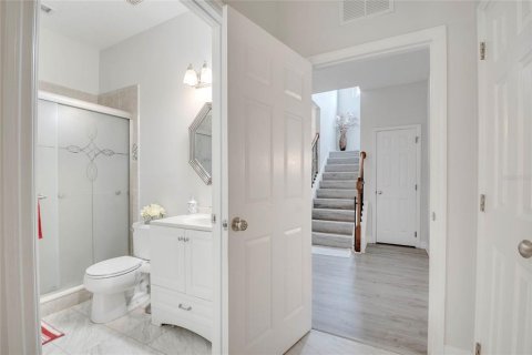 Villa ou maison à vendre à Kissimmee, Floride: 5 chambres, 321.44 m2 № 1909919 - photo 7
