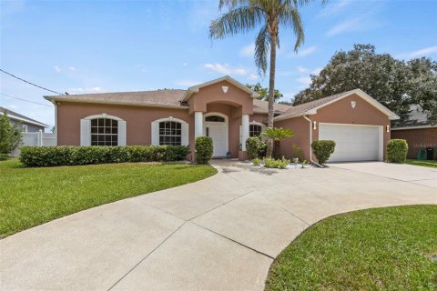 Casa en venta en Palm Coast, Florida, 3 dormitorios, 197.23 m2 № 2322385 - foto 3
