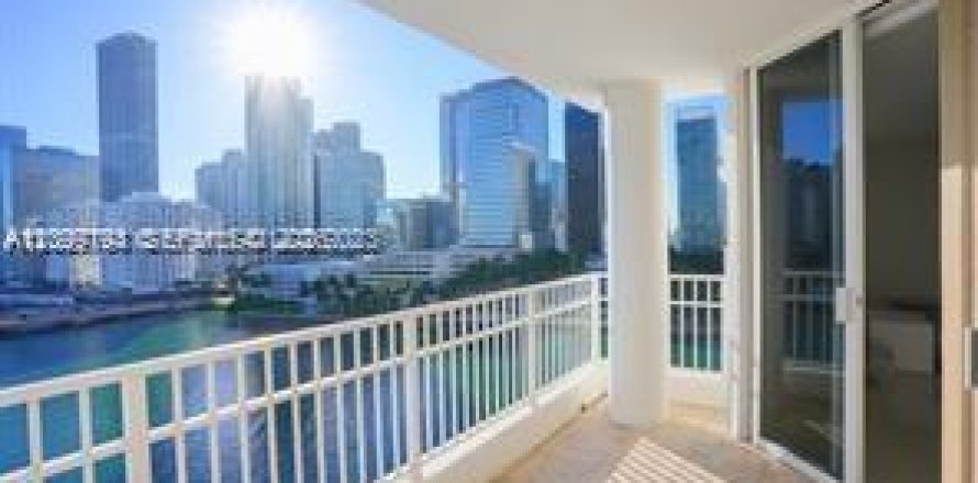 Condo in Miami, Florida, 1 bedroom  № 2401286
