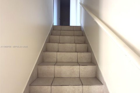 Adosado en venta en North Miami, Florida, 3 dormitorios, 126.35 m2 № 2030616 - foto 11
