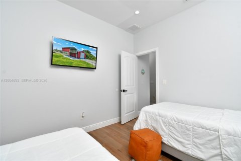 House in LaBelle, Florida 3 bedrooms № 2068978 - photo 9