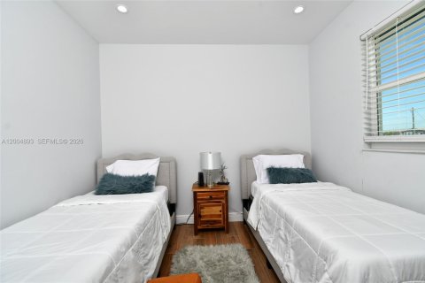 House in LaBelle, Florida 3 bedrooms № 2068978 - photo 8