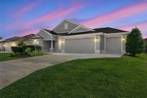 Villa ou maison à The Villages, Floride 3 chambres, 180.69 m2 № 2364602