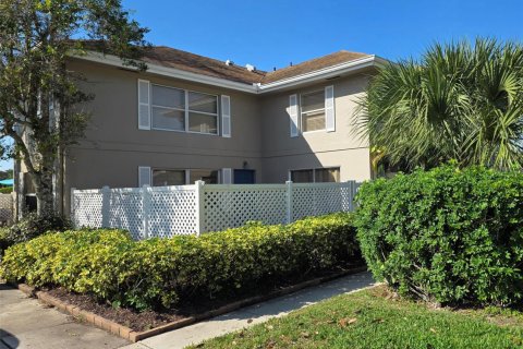 Touwnhouse à Palm City, Floride 2 chambres, 127.65 m2 № 2085880