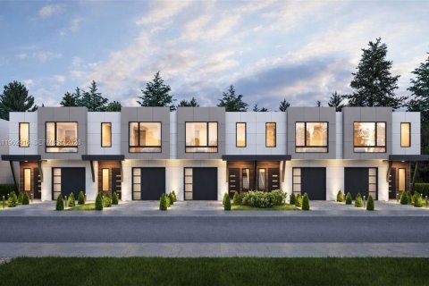 Immobilier commercial à Miami, Floride № 2024182