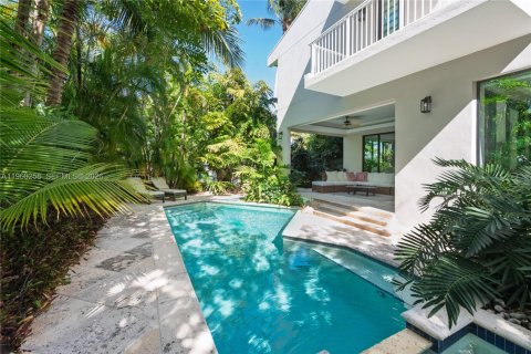 Снять в аренду виллу или дом в Ки-Бискейн, Флорида 4 спальни, 311.78м2, № 2023595 - фото 26