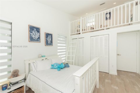 Снять в аренду виллу или дом в Ки-Бискейн, Флорида 4 спальни, 311.78м2, № 2023595 - фото 22