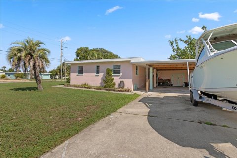 House in Daytona Beach, Florida 3 bedrooms, 120.4 sq.m. № 1894093 - photo 9