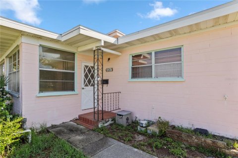 House in Daytona Beach, Florida 3 bedrooms, 120.4 sq.m. № 1894093 - photo 7
