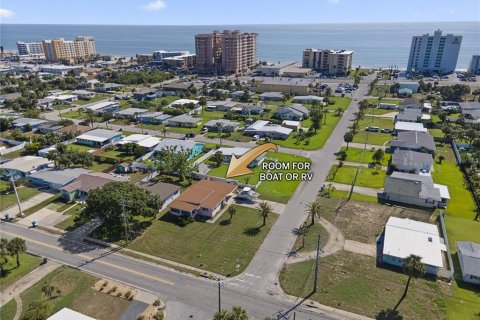 House in Daytona Beach, Florida 3 bedrooms, 120.4 sq.m. № 1894093 - photo 14