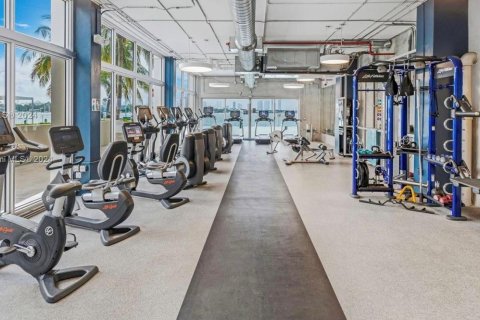 Condominio en venta en Miami Beach, Florida, 51.28 m2 № 1865143 - foto 9