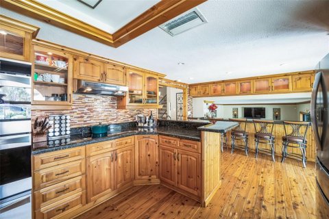 House in Saint Petersburg, Florida 4 bedrooms, 328.69 sq.m. № 1609023 - photo 27