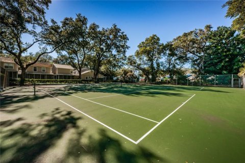 Touwnhouse à louer à Palm Harbor, Floride: 2 chambres, 117.06 m2 № 2411533 - photo 9