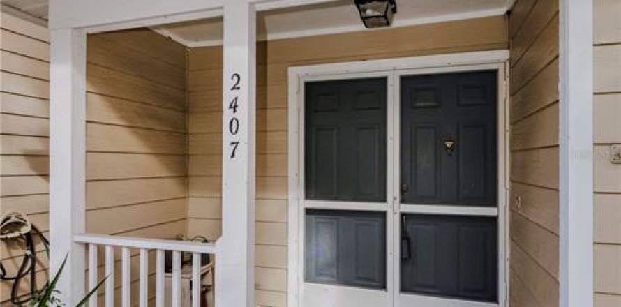 Touwnhouse à Palm Harbor, Floride 2 chambres, 117.06 m2 № 2411533