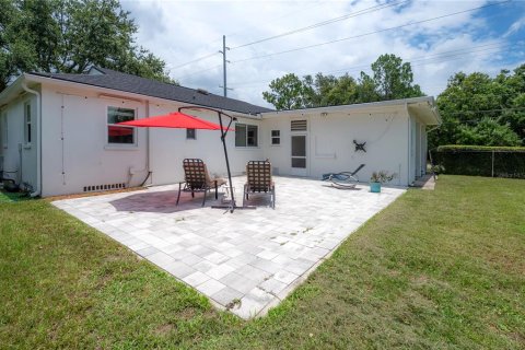 House in Tampa, Florida 3 bedrooms, 136.19 sq.m. № 1835099 - photo 20