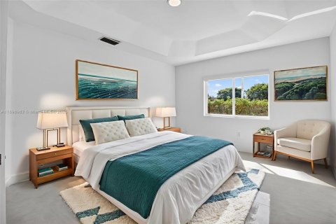 House in Doral, Florida 5 bedrooms, 238.67 sq.m. № 2016653 - photo 13