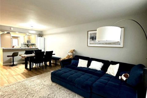Condominio en alquiler en Oakland Park, Florida, 1 dormitorio, 72 m2 № 1953687 - foto 19