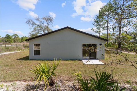 House in Weeki Wachee, Florida 2 bedrooms, 95.88 sq.m. № 1614324 - photo 9