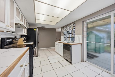 Купить виллу или дом в Себринг, Флорида 4 комнаты, 153.47м2, № 2348158 - фото 5