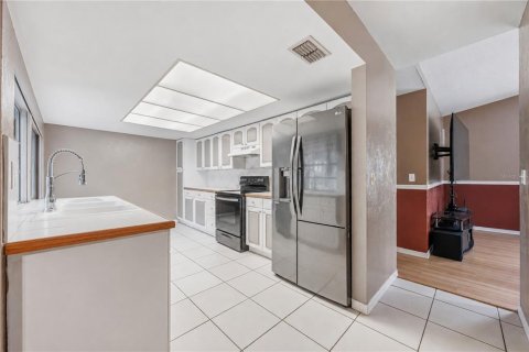 Купить виллу или дом в Себринг, Флорида 4 комнаты, 153.47м2, № 2348158 - фото 4