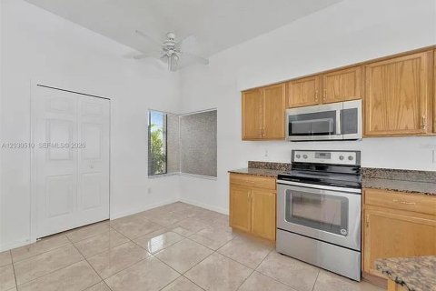 Villa ou maison à vendre à Riverview, Floride: 4 chambres, 143.44 m2 № 2146495 - photo 13