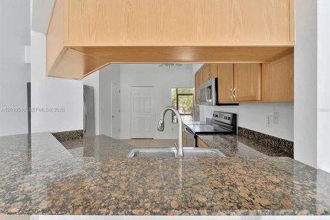 Villa ou maison à vendre à Riverview, Floride: 4 chambres, 143.44 m2 № 2146495 - photo 17