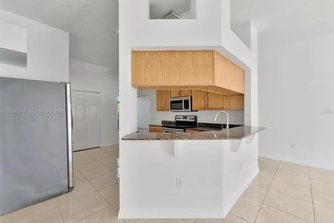 Villa ou maison à vendre à Riverview, Floride: 4 chambres, 143.44 m2 № 2146495 - photo 19