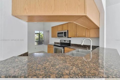 Villa ou maison à vendre à Riverview, Floride: 4 chambres, 143.44 m2 № 2146495 - photo 18