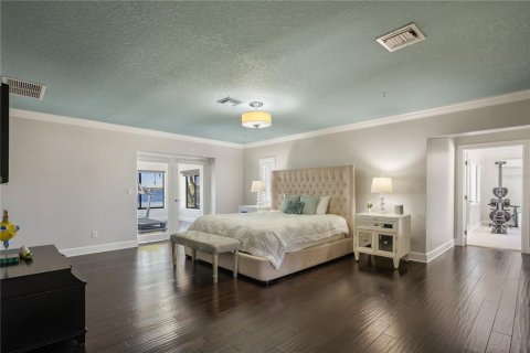House in Windermere, Florida 6 bedrooms, 830.73 sq.m. № 1590688 - photo 19