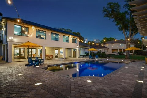 House in Windermere, Florida 6 bedrooms, 830.73 sq.m. № 1590688 - photo 28