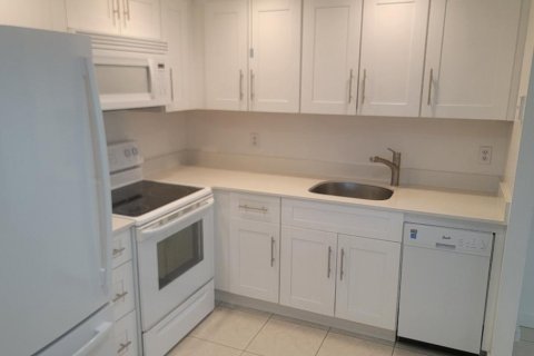 Condo in Delray Beach, Florida, 1 bedroom  № 1092958 - photo 1