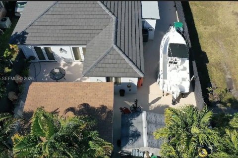 Casa en venta en Miami, Florida, 3 dormitorios, 124.3 m2 № 2028035 - foto 6