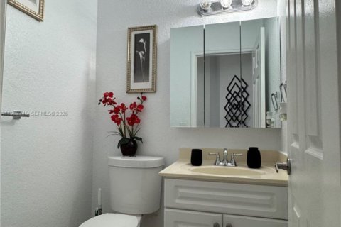 Casa en venta en Miami, Florida, 3 dormitorios, 124.3 m2 № 2028035 - foto 18